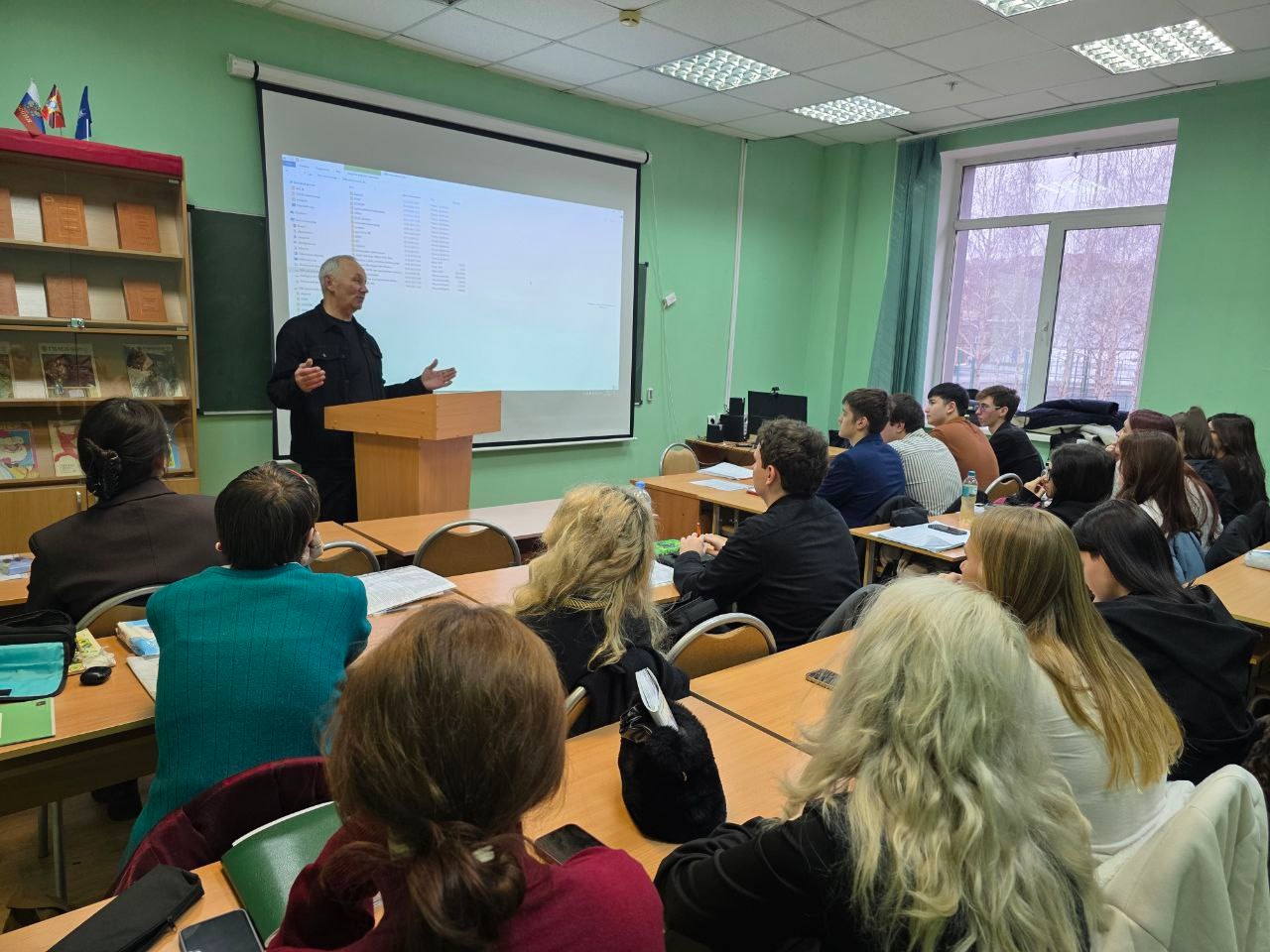 Встреча со студенческим активом прошла в Оренбургском государственном университете