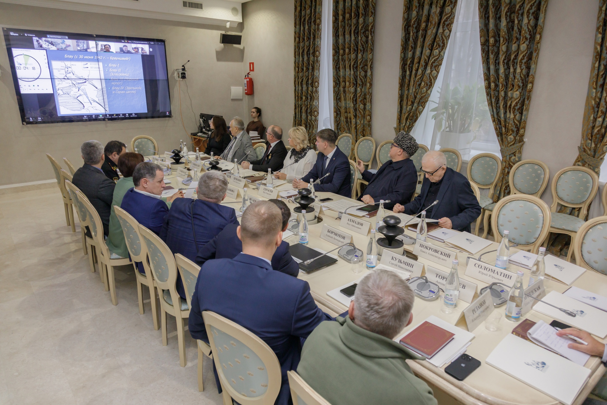 Оренбургский поисковик Ярослава Ельчанинова приняла участие в работе круглого стола «Оккупация Крыма немецко-фашистскими захватчиками. Итоги 1-го этапа битвы за Кавказ» в Общественной палате